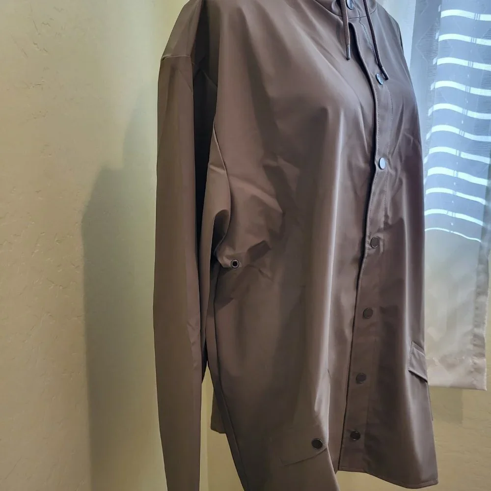 NWT Rains Unisex Waterproof Jacket Size Color Taupe Size XL - Picture 4 of 11
